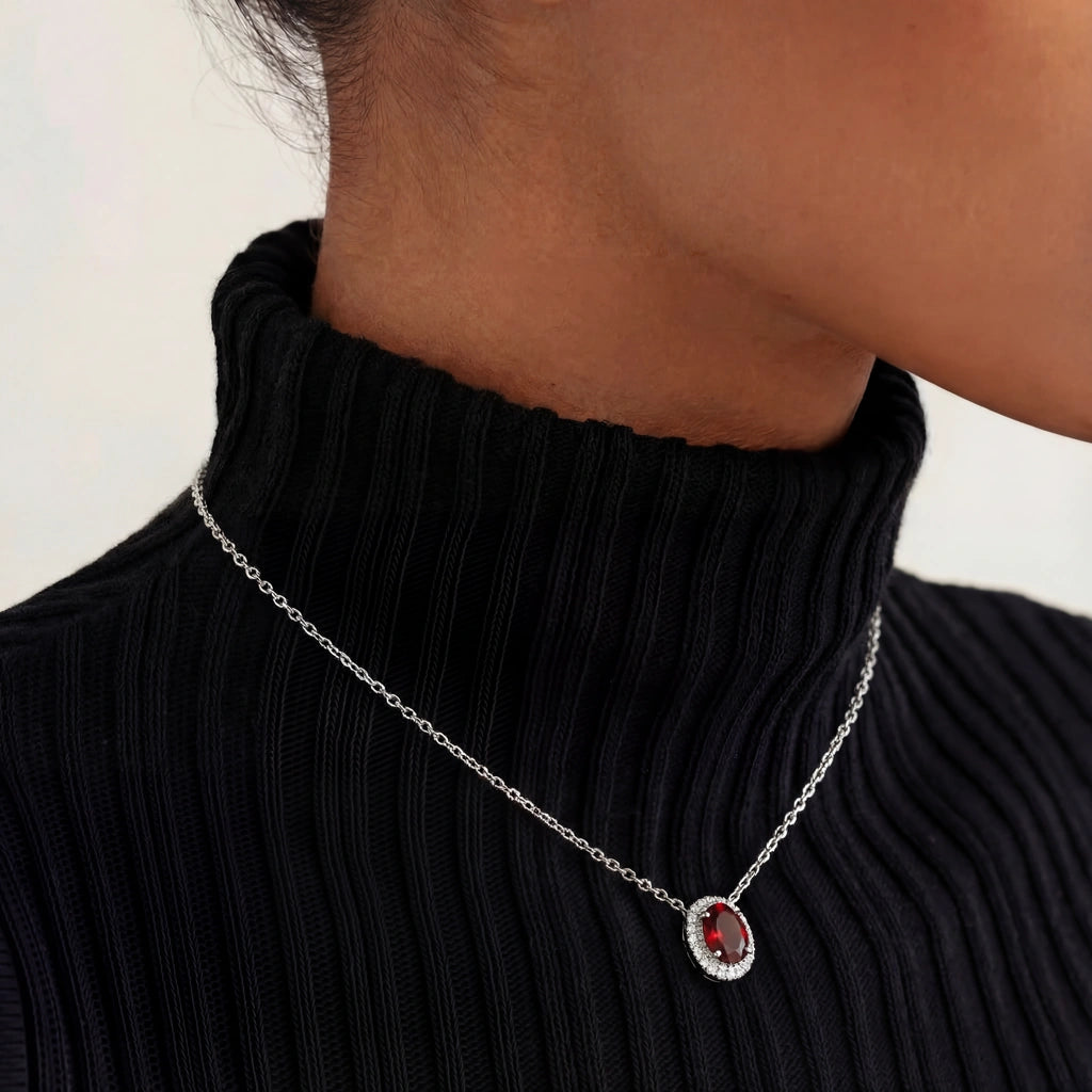 Pendant Necklace - Ovale by Elysia , ultra-light pure titanium for all-day comfort, shower-safe and sweat-proof.