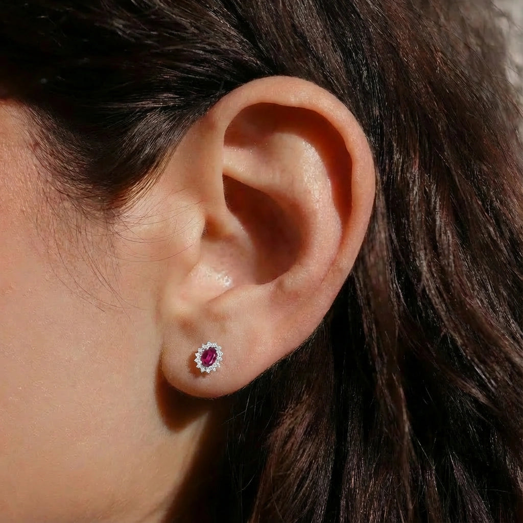 Stud Earrings - Stella