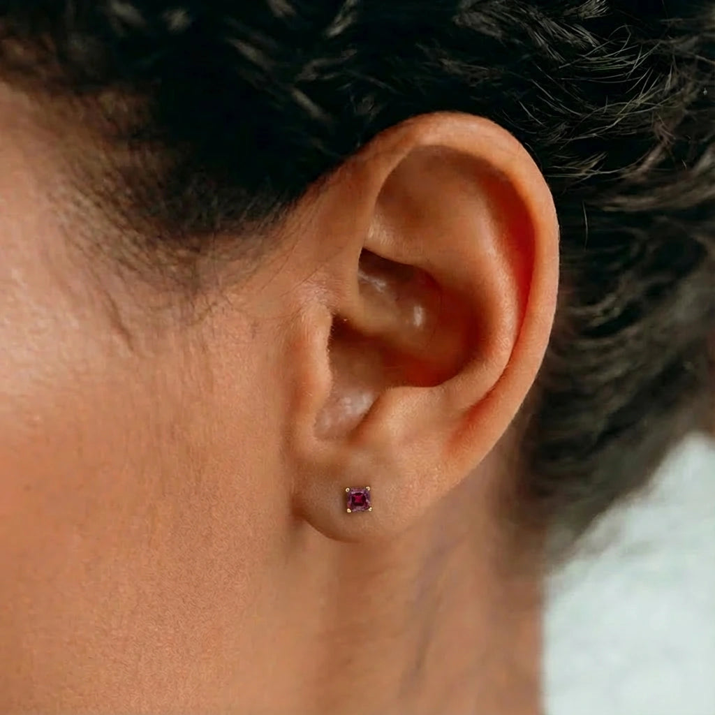 Stud Earrings - Ignis