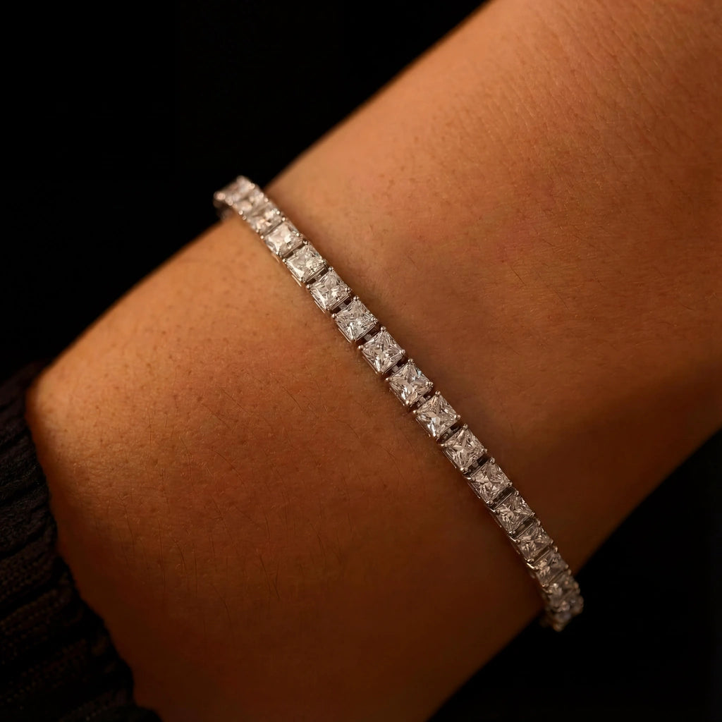 Tennis Bracelet - Axis by Elysia , ultra-light pure titanium for all-day comfort, shower-safe and sweat-proof.