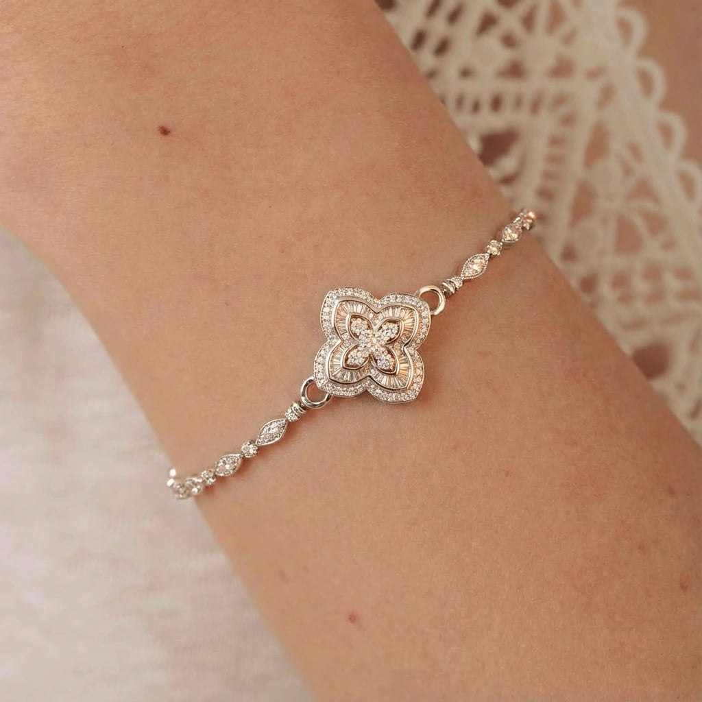 Chain Bracelet - Clover