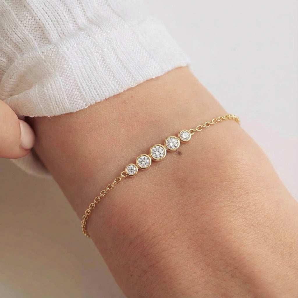 Chain Bracelet - Dotted Light