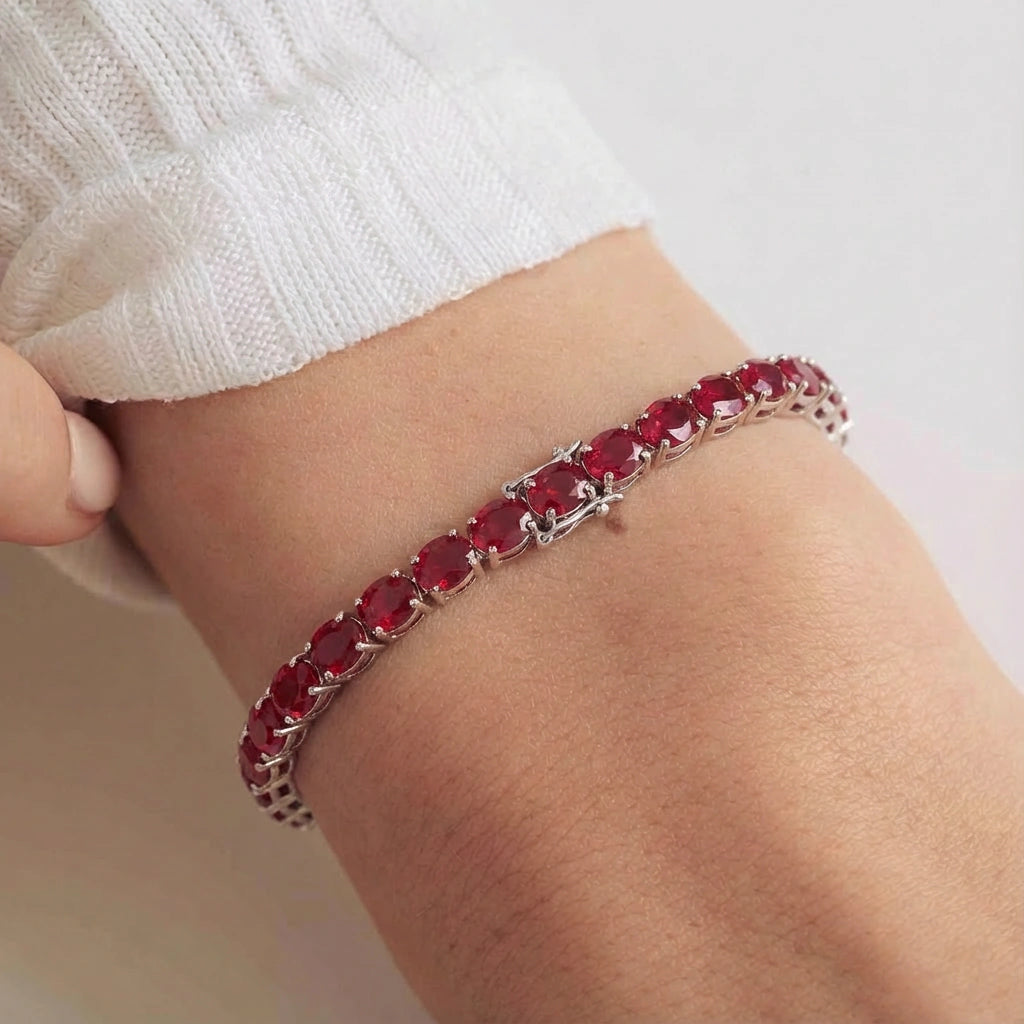Tennis Bracelet - Flare by Elysia , ultra-light pure titanium for all-day comfort, shower-safe and sweat-proof.