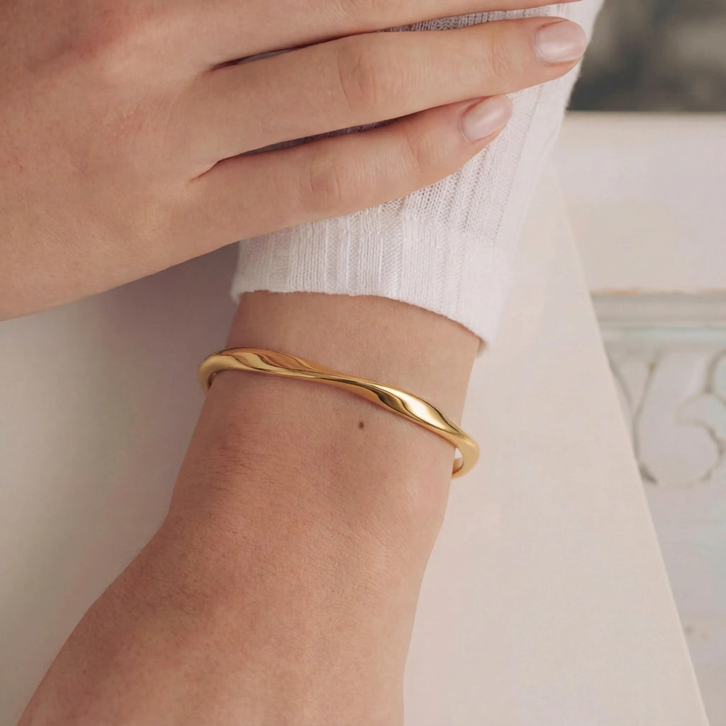 Bangle Bracelet - Gleam