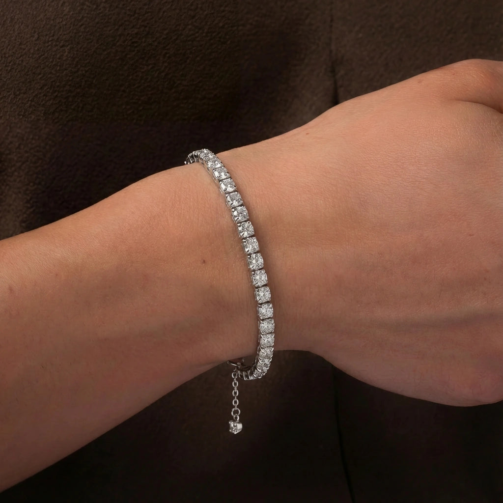 Tennis Bracelet - Glint by Elysia , ultra-light pure titanium for all-day comfort, shower-safe and sweat-proof.