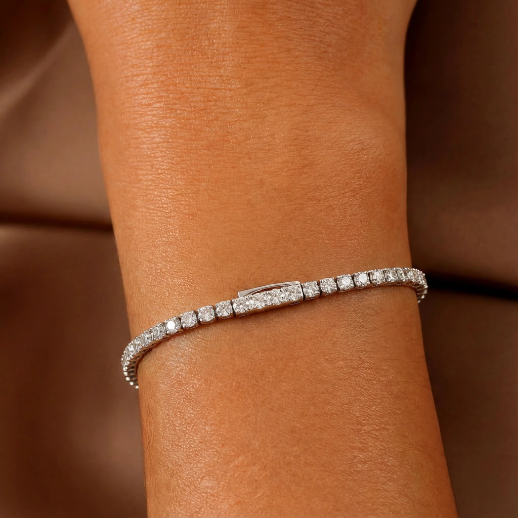 Tennis Bracelet - Lumis by Elysia , ultra-light pure titanium for all-day comfort, shower-safe and sweat-proof.