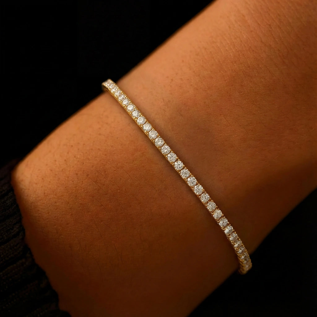Tennis Bracelet - Solflare by Elysia , ultra-light pure titanium for all-day comfort, shower-safe and sweat-proof.