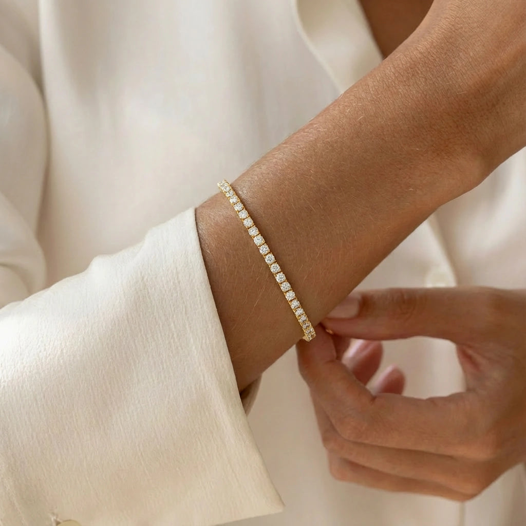 Tennis Bracelet - Solflare by Elysia , ultra-light pure titanium for all-day comfort, shower-safe and sweat-proof.
