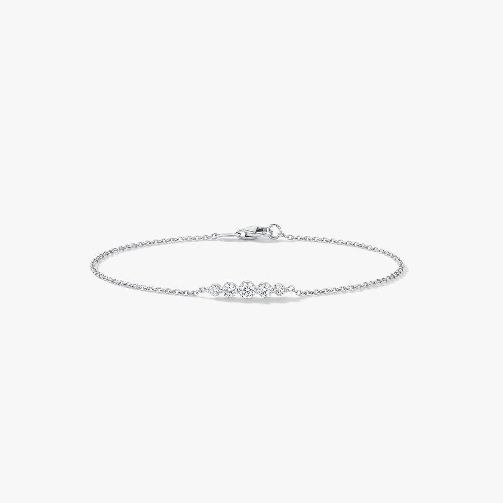 Chain Bracelet - Trio by Elysia , ultra-light pure titanium for all-day comfort, shower-safe and sweat-proof.